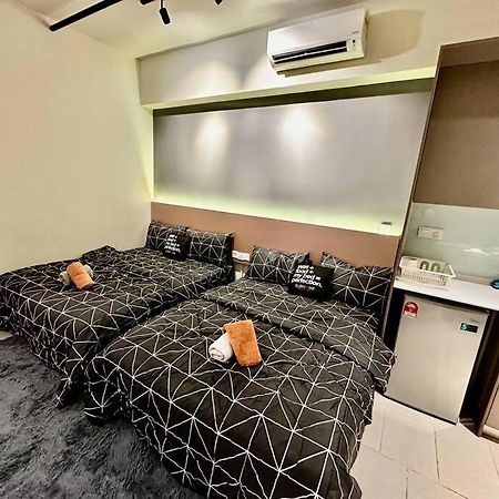 Royal Suite~Tamarind 2Q Bed سيبرجايا المظهر الخارجي الصورة